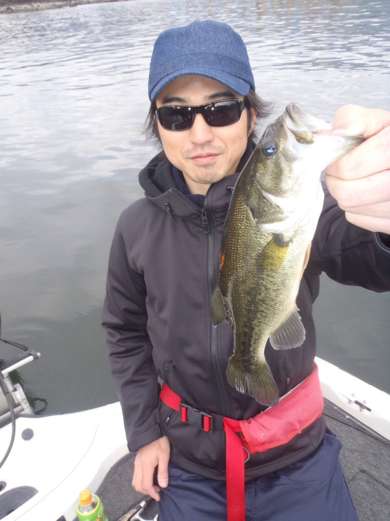 山中湖、河口湖、西湖、野尻湖バス釣りガイド。早野剛史