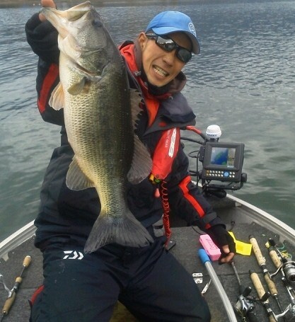 山中湖、河口湖、西湖、野尻湖バス釣りガイド。早野剛史