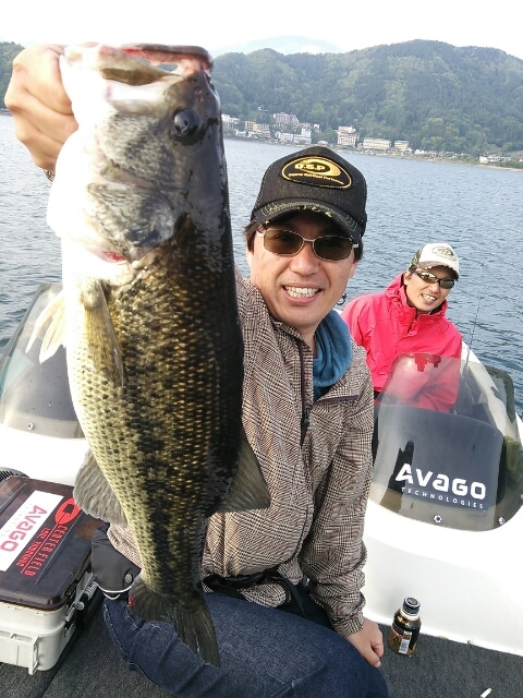 山中湖、河口湖、西湖、野尻湖バス釣りガイド。早野剛史-1368452031002.jpg