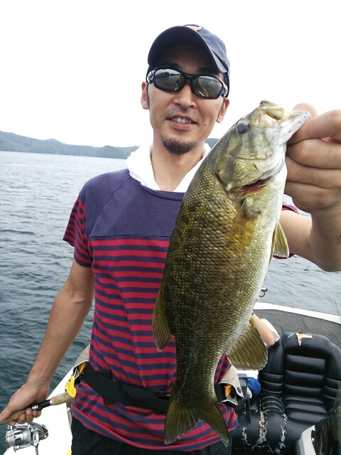 山中湖、河口湖、西湖、野尻湖バス釣りガイド。早野剛史-1376825721716.jpg