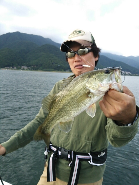 山中湖、河口湖、西湖、野尻湖バス釣りガイド。早野剛史-1379156028065.jpg